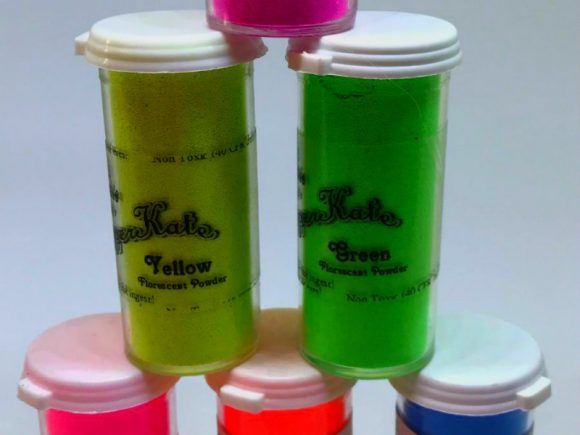 7 creative uses for embossing powder