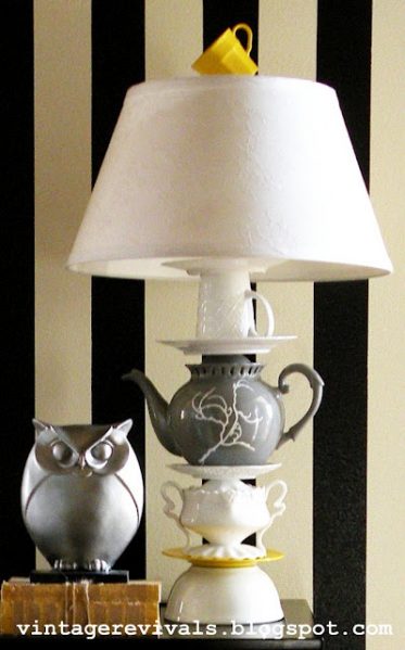 teaset lamp