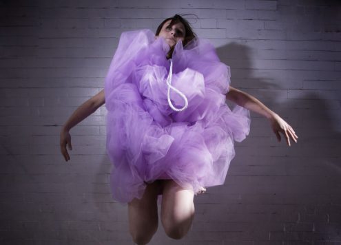 Make a bath pouf Halloween costume (via dollarstorecrafts.com)