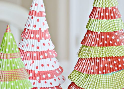 cupcake liner chrsitmas tree