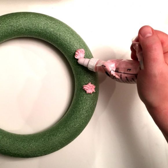 Tea & Frosting Decoden Wreath