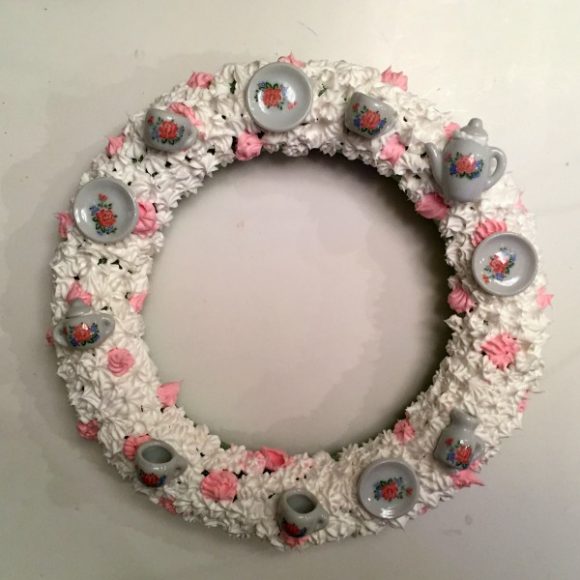 Tea & Frosting Decoden Wreath