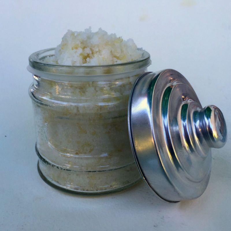 DIY African Black Soap & sea salt scrub recipe - Dollar Store Crafts