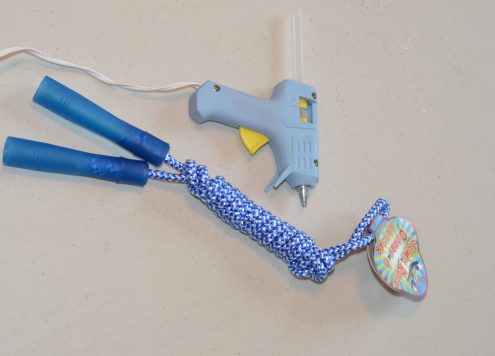 Tutorial: Jump Rope Trivet (via dollarstorecrafts.com)
