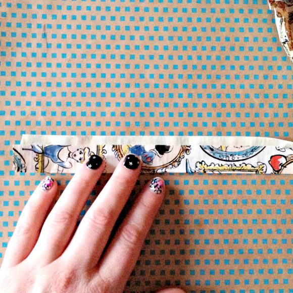 Disney Princess duct tape hand mirror - simple and fun craft!