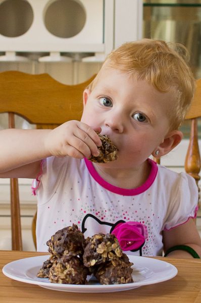 No-Bake Dark Chocolate Sunbutter Cookies