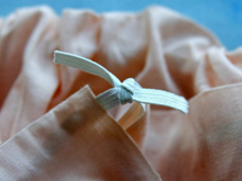 Instructions for a No-Sew Princess Costume by DollarStoreCrafts