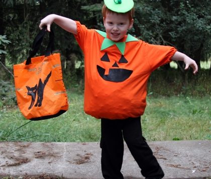 No-Sew Pumpkin Costume