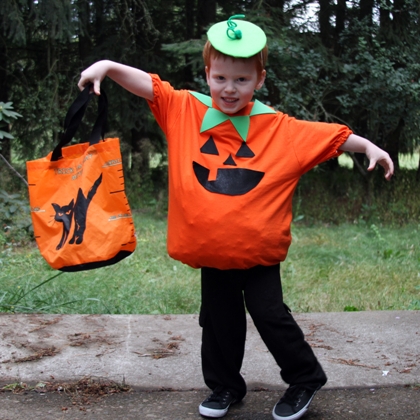 No-Sew Pumpkin Costume