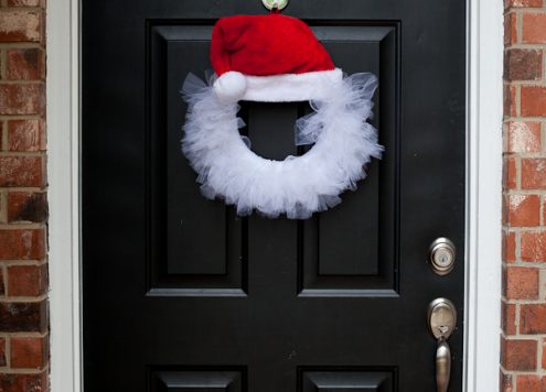 santa hat tulle wreath craft