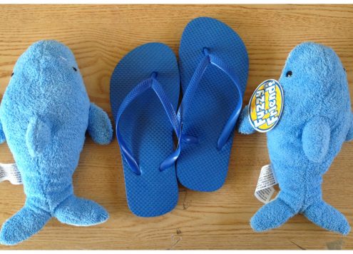 Tutorial: Shark Flip-Flops from DollarStoreCrafts.com