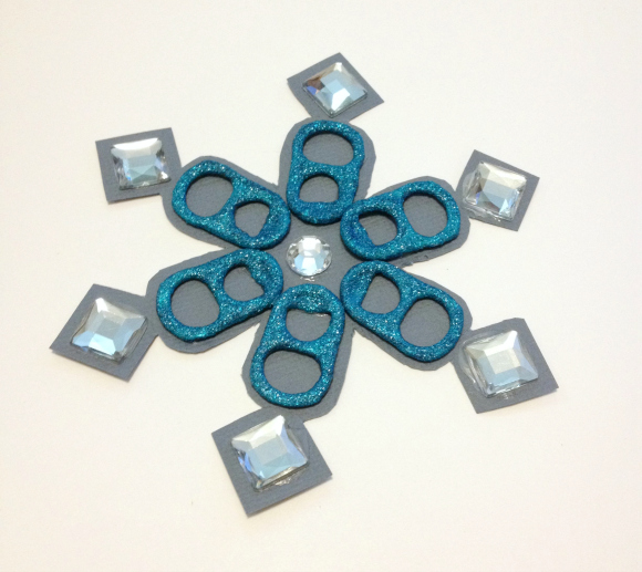 Make a Soda Tab Snowflake