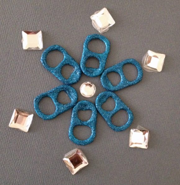 Make Soda Tab Snowflakes