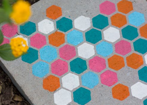 Make Stenciled Garden Stepping Stones