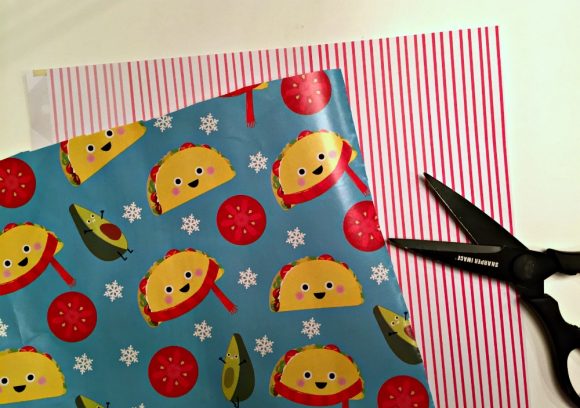 Make a Recycled Gift Wrap Wreath - Dollar Store Crafts