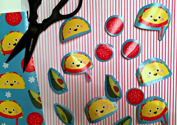 Make a Recycled Gift Wrap Wreath - Dollar Store Crafts