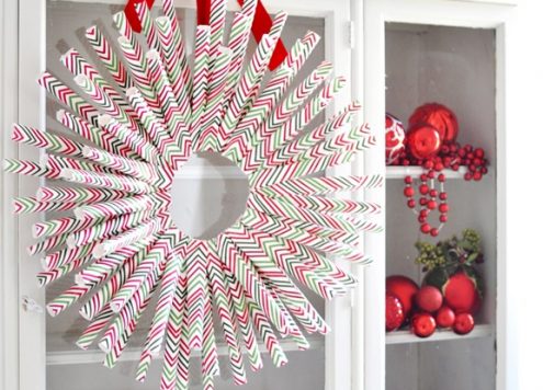 Make a Wrapping Paper Wreath