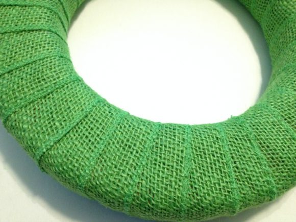 burlap spring wreath tutorial